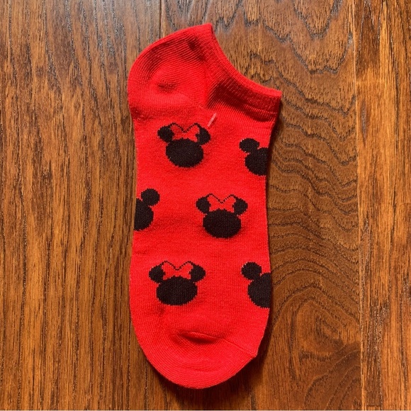 Minnie Mouse Slippers & Sock Gift Set NWT Christmas - Picture 9 of 13